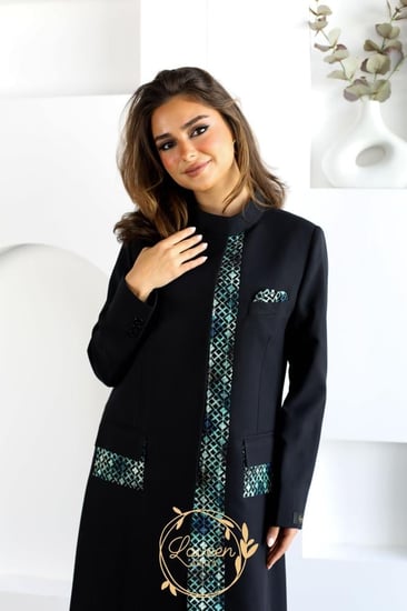 عباية بليزر LA127