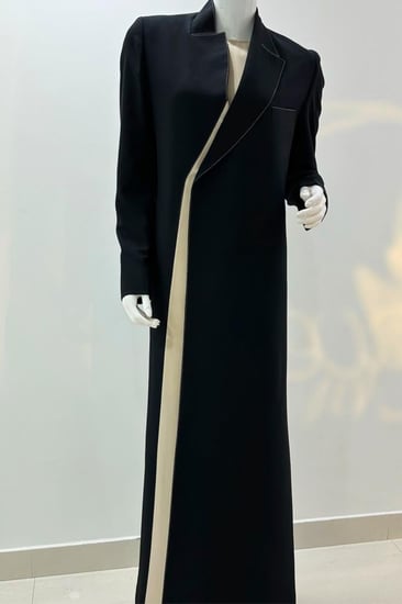 عباية بليزر LA156