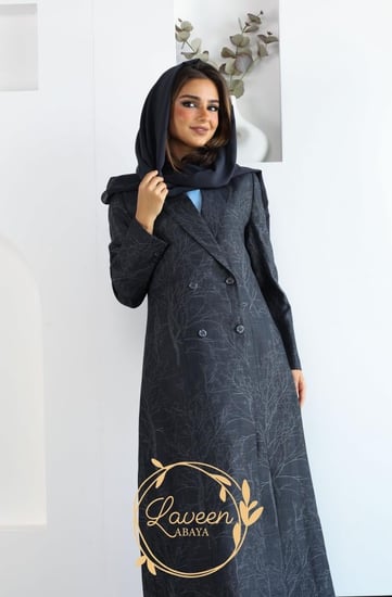 عباية بليزر LA136