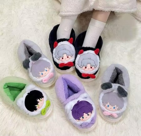 Love and deep space Slippers | سليبرز منزلية لطيفة لوڤ اند ديب سبيس