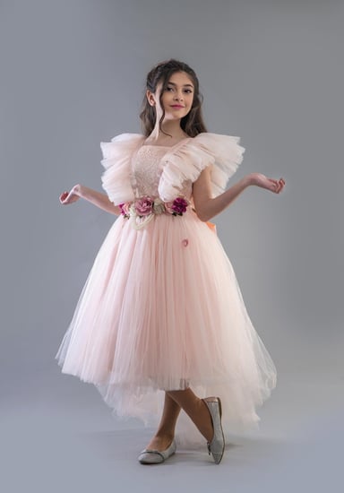 فستان سهرة بدون أكمام مع حزام للخصر مزين بورد لون خربزي