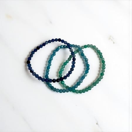 أساور طاقة أكوامارين للهدوء والصفاء