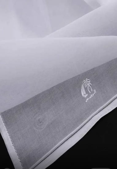 غترة الرويس سادة