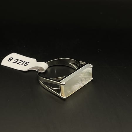 ناصع | خاتم ملكي