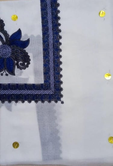 شال صوف ابيض ملون