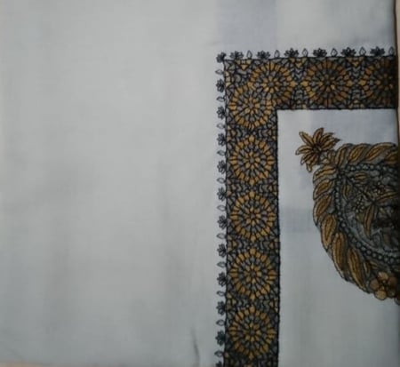 شال صوف ملون