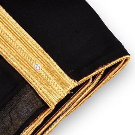 بشت ولادي أسود