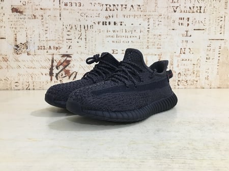 Adidas Yeezy Boost 350 black reflective / kids