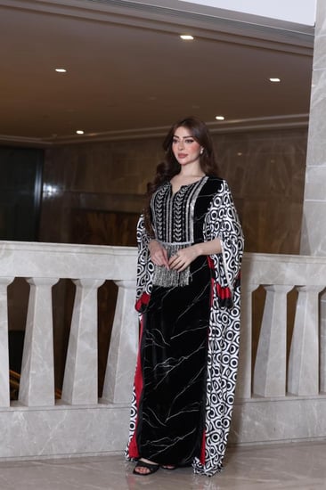 جلابيه مخمل سهره بكلفه بالصدر