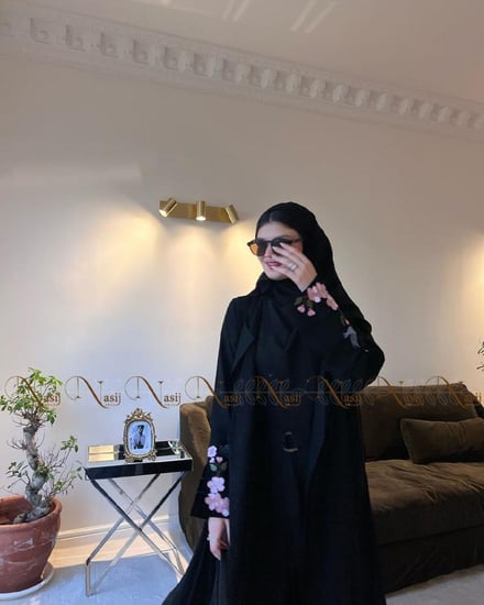 عباية موده ورود