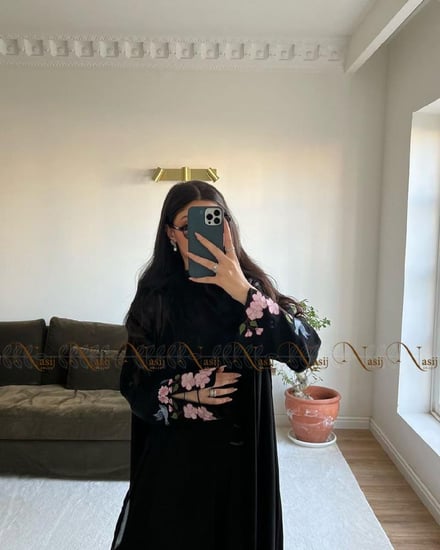 عباية موده ورود