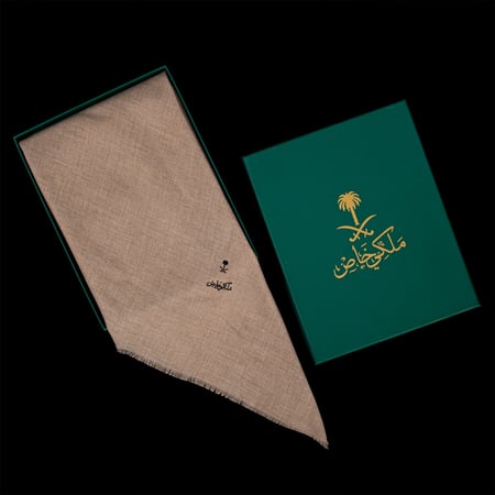 شال رجالي كشميري بيج سادة ملكي خاص بتصميم أنيق وراقي