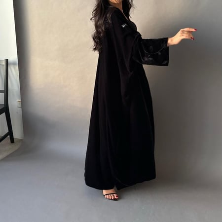 7- مخمل مطرز