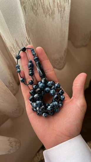مسبحه بكلايت تمليكه لون كحلي مموج