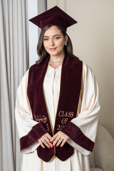 عباية تخرج 2025 أزياء تخرج رأقيه