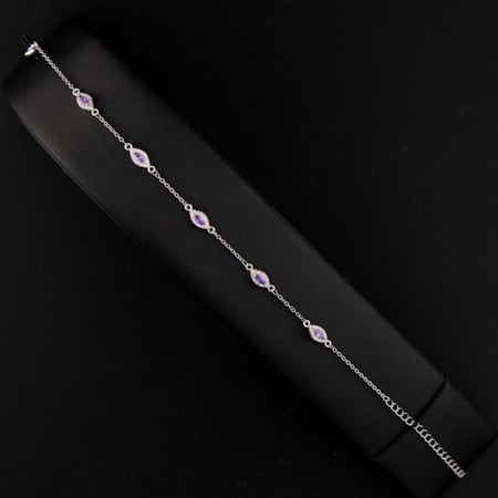اسوارات نسائية فاخرة