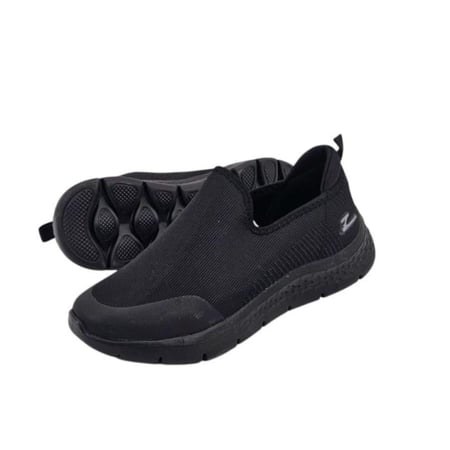 جزم رياضية بدون خيوط