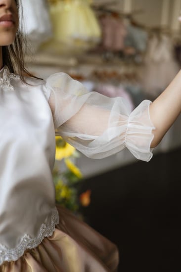 مصمم بالطلب فقط - تأكد بالوتساب قبل الدفع - طقم تنورة وبلوزة فاخر للأفراح والمناسبات والأعياد Elegant Skirt and blouse (5-15 Year) (RCKD-5010005)