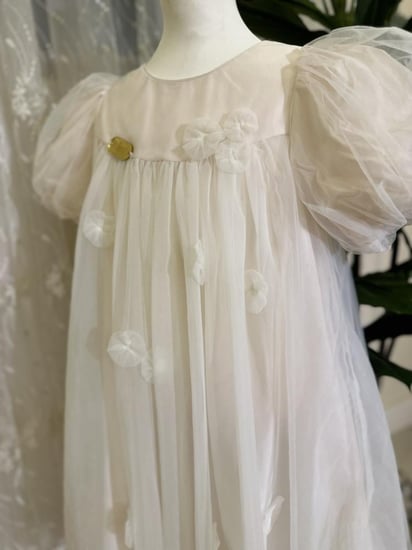 فستان الوردات