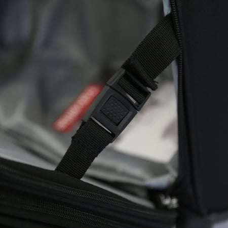 حقيبة كمبيوتر تروللي مقاس 16.5م ماركة ترافل لايت