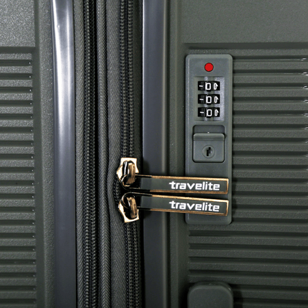 طقم حقائب ماركة ترافل لايت