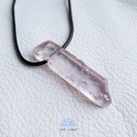 عقد حجر - أماتيست