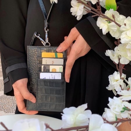 فون / كارد هولدر - اسود