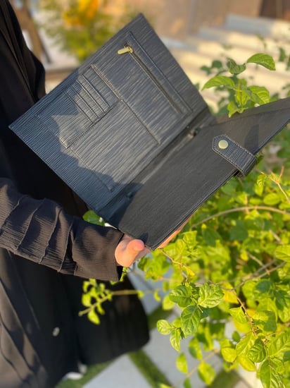 فولدر دوامات-أسود