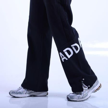 Black oversize pants