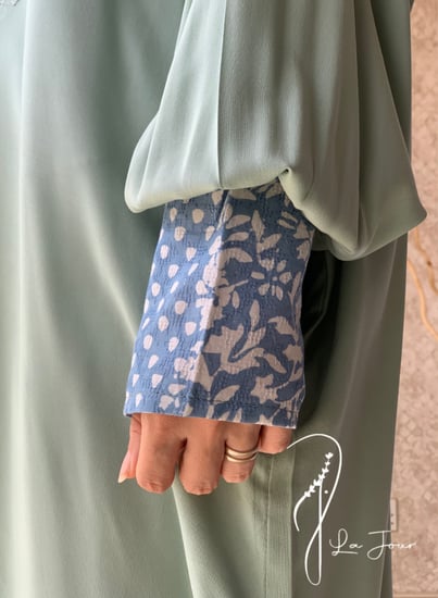 شرشف صلاة باتيك اخضر وفيروزي سستة