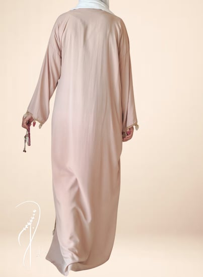 شرشف صلاة لف بيج غامق قطن بالكروشيه عناقيد عنب  يدوي