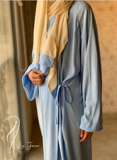 شرشف ازرق سماوي لف طرحة متصلة