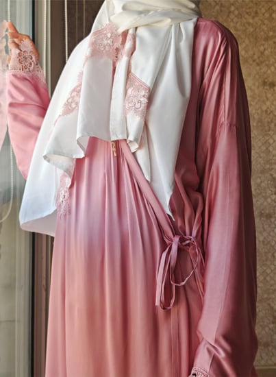 شرشف صلاة لف وردي بصلي اويا من لاجور