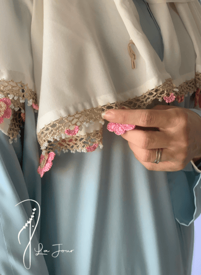 شرشف صلاة سحاب ازرق كروشيه يدوي