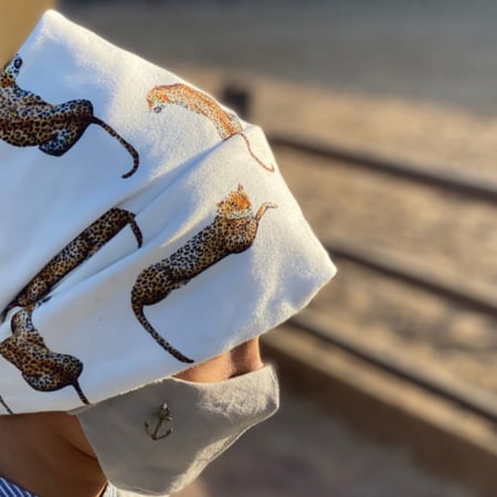 طوق شال متعدد الاستخدامات