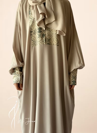 شرشف صلاة باتيك بيج واخضر سستة