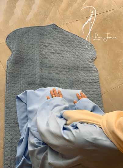 شرشف ازرق سماوي لف طرحة متصلة