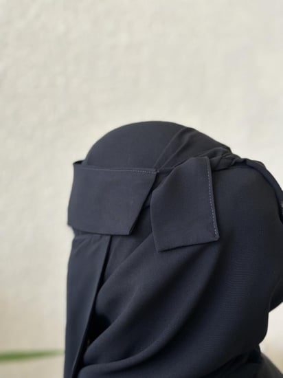 نقاب بغطاء مغاط ربط عريض