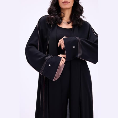 عباية Button Lines