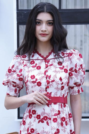 فستان نسائي
