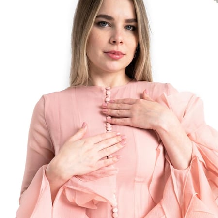 فستان وردي قصير