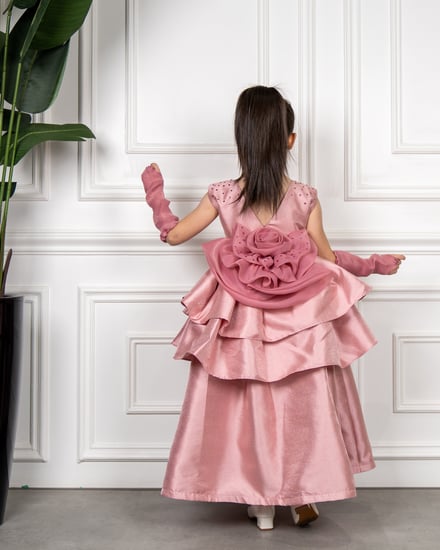 فستان باربي