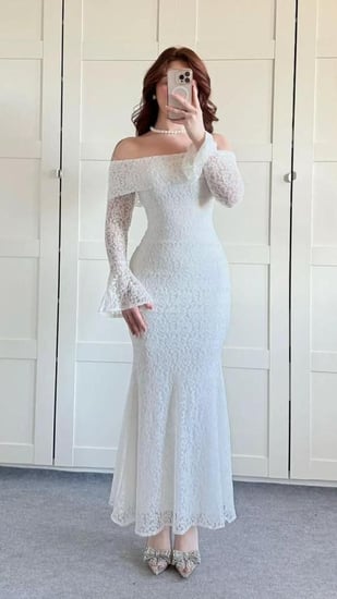 فستان ناعم دانتيل بأكمام فرنسية