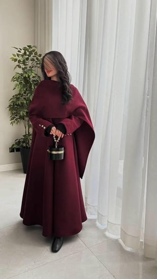 عباية عنابي قصة كلوش - متجر العنود