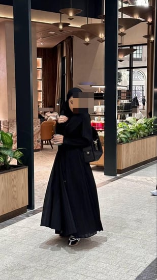 عباية جديدة قصة كلوش - عبايات العنود