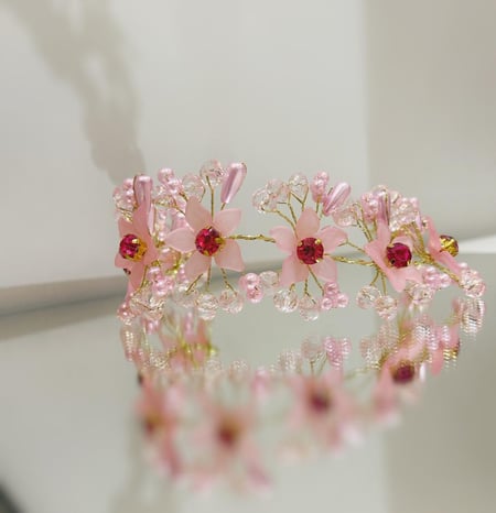 تاج لتزيين الشعر معدني