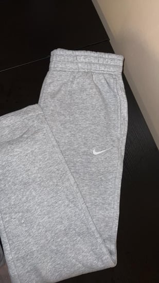 Nike sweetpants