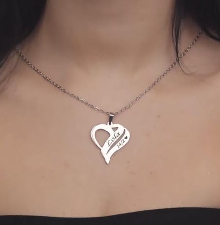 سلسال القلب يربط أسمك وإسم من تحب