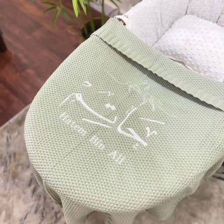 بطانية مواليد بالاسم شكل خيل