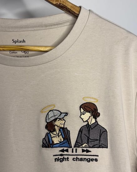 تيشيرت تطريز او طباعة حسب اختياركم